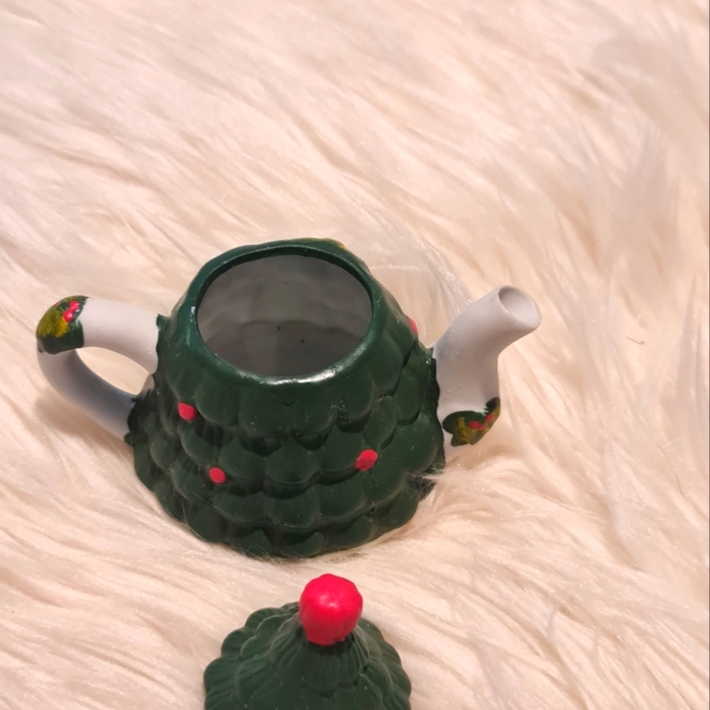 World Bazaar Christmas Tree Holiday Collection - Picture 5 of 6